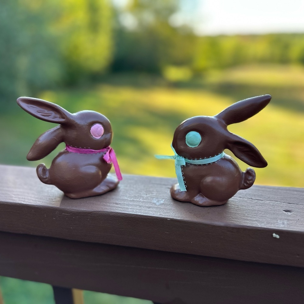 (2) Ceramic Chocolate Bunny Figurines with Bows 🐰 🍫